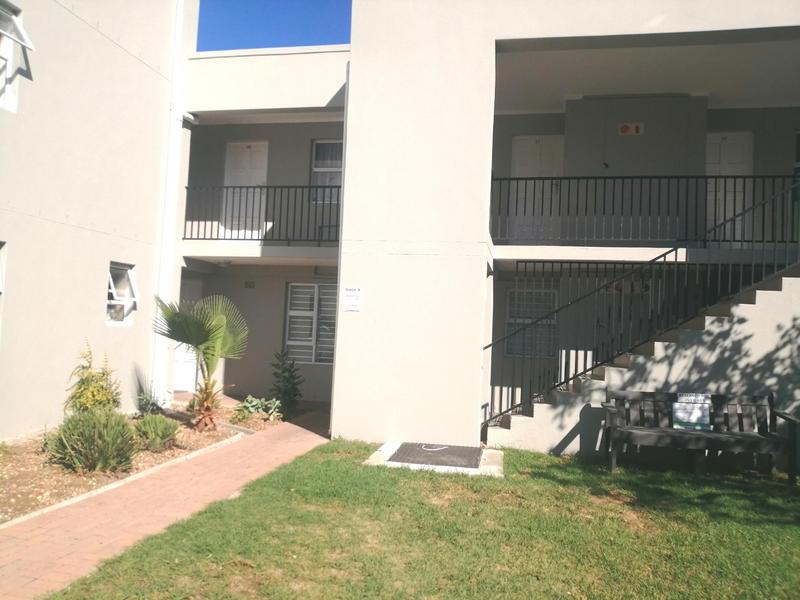 1 Bedroom Property for Sale in Gordons Bay Western Cape